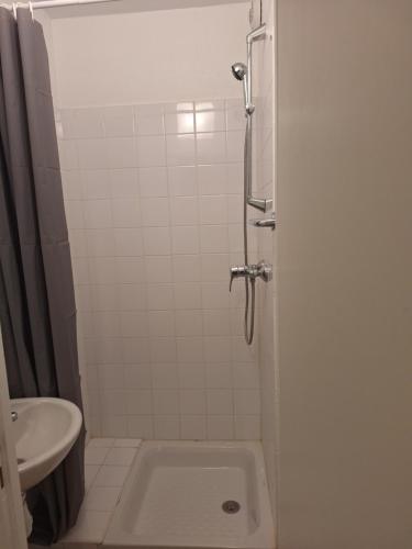 Photo de la galerie de l'établissement Le Refuge du Jeu à Valfrejus 6 pers, à Modane