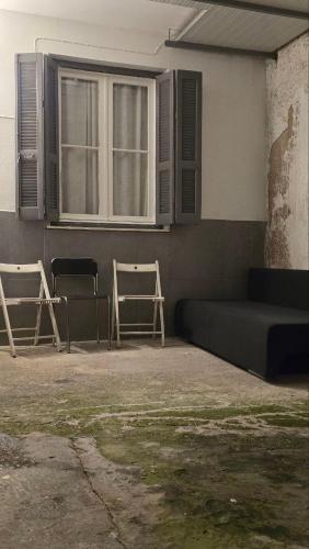 ATHENS O'GERA escape