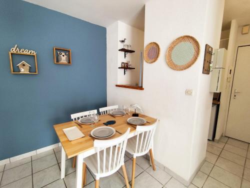 Billede fra billedgalleriet på Entre mer et golf Appartement en rez de jardin avec parking i Fort-Mahon-Plage