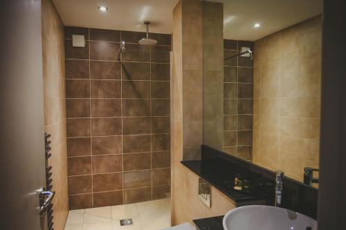 Un baño de The Ashbourne Hotel, BW Signature Collection