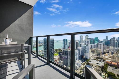 Exclusive Studio with City Views in Downtown Miami photo 11