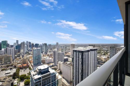 Exclusive Studio with City Views in Downtown Miami photo 10