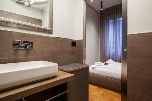 Home Boutique con Cortile-Design&Fashion District