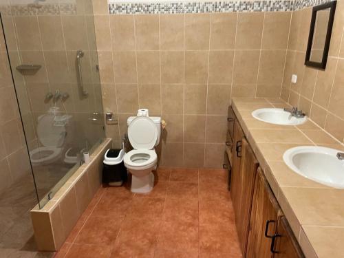 Ένα μπάνιο στο villa Alcaravan - 4 rooms home