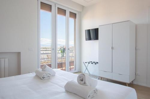 Top Floor Apartment with Elevator - Fantastic View