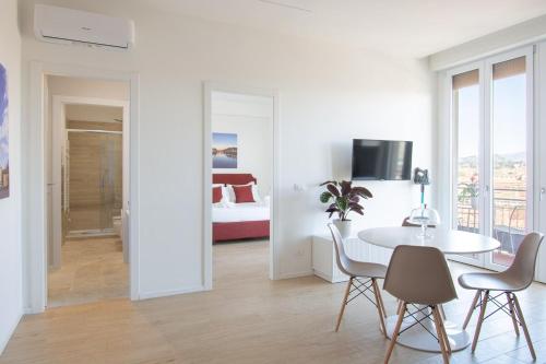 Top Floor Apartment with Elevator - Fantastic View