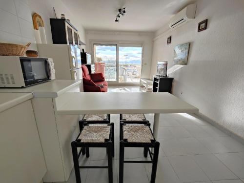 Appartement avec Wi-Fi et Parking, idéal 4 pers. à Roses