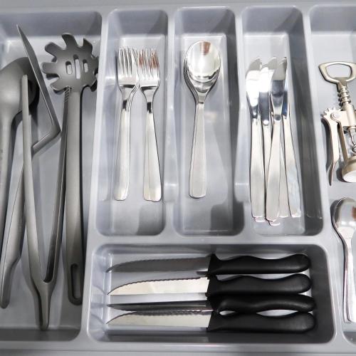 a plastic tray with forks and spoons and utensils at Henniina V Karjasilta - Free parking in Oulu