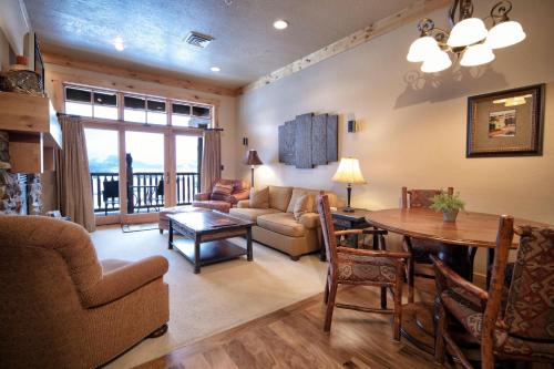 Ảnh trong thư viện ảnh của Palisades Lodge Suite 307 ở Victor