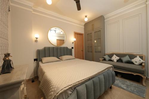 Postel nebo postele na pokoji v ubytování Cozy 3 BHK fully furnished apartment in Cochin