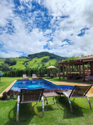 Kolam renang di atau dekat dengan Ellementares Guest House