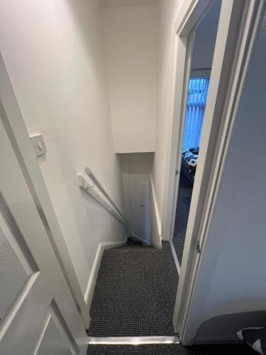 Anfield cosy stay photo 13