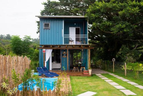 Taman di luar Casa container