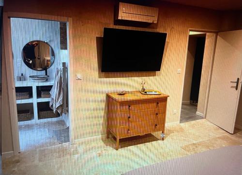 Photo de la galerie de l'établissement Maison de ville - Lac & Montagnes, à Aix-les-Bains