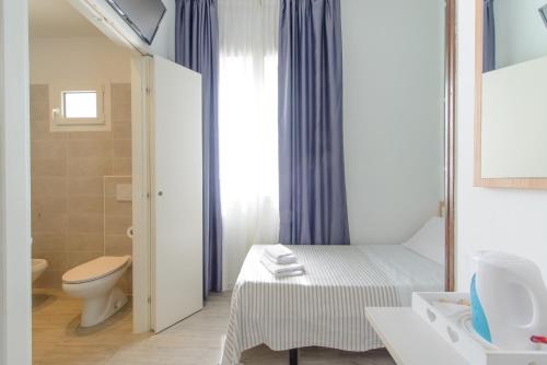 Koupelna v ubytování Nautic Beach Hotel