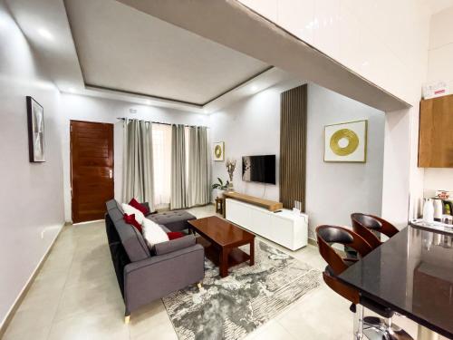 Μια τηλεόραση ή/και κέντρο ψυχαγωγίας στο Grananda Villas - Antigua Road