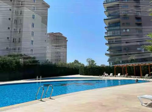 Πισίνα στο ή κοντά στο Romantic Getaway Studio Suite Sea View at Kartal