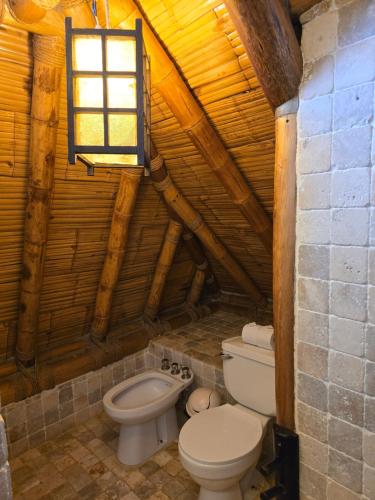 Koupelna v ubytování Las Cabañas de Antica