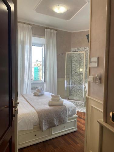 Rome Opera Theatre Rooms by Dama - Termini Station & Rome City Center