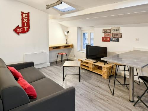 Appartement cosy cœur d'Aurillac, 2 lits, Wifi