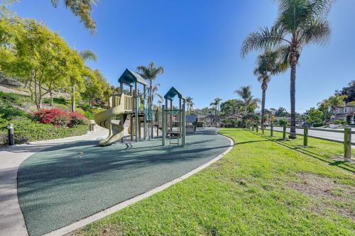 Herní místnost nebo prostor pro děti v ubytování Pet-Friendly Apt in Quiet Chula Vista Neighborhood