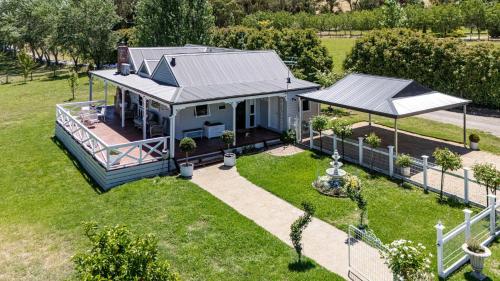 Κήπος έξω από το Yarra Fox Farm Cottage Farmstay