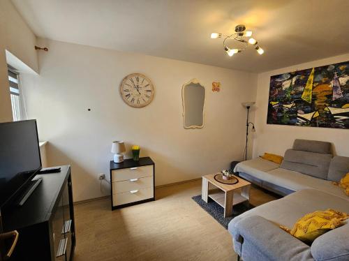 Family friendly house with a swimming pool Ljutici, Krk - 23686