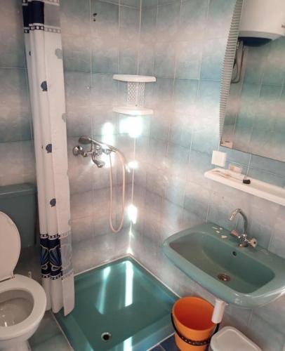 Apartments and rooms with parking space Lopar, Rab - 23825