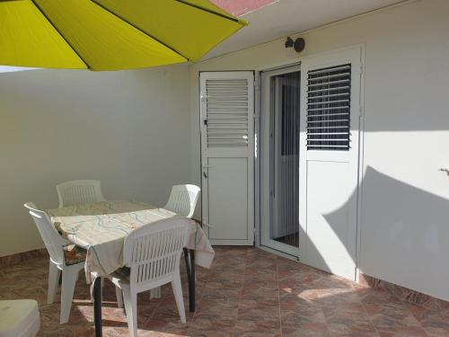 Apartments by the sea Pag - 23764