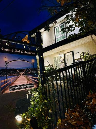Balcó o terrassa a Donna's Bed & Breakfast