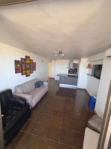 Dapur atau dapur kecil di Relaxing Beach Apartment,Sea Front Apart