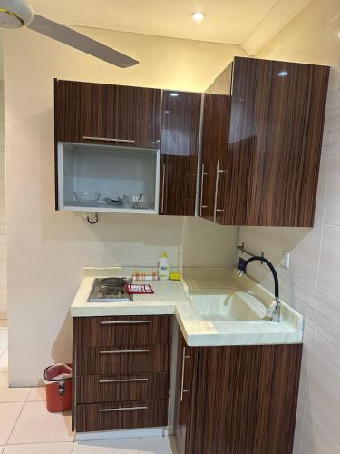 Dapur atau dapur kecil di شقق آفاق المسافر