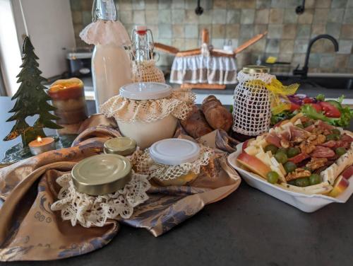 Mad i feriehuset eller i nærheden