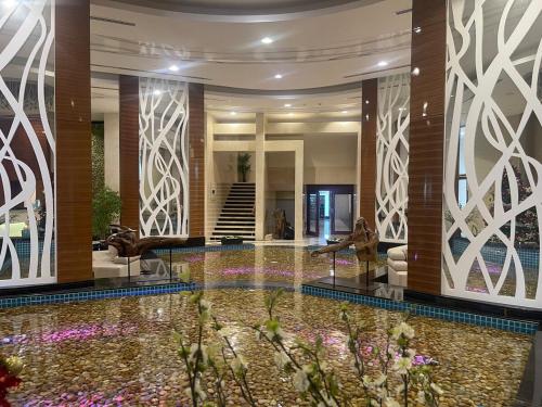 Gallery image of Grand Pool, 1 Bedroom Sea View Apartment in Dilmunia Island