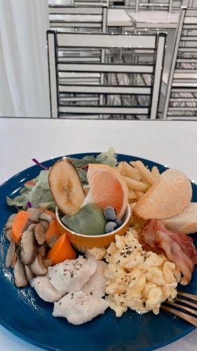 ホームステイの敷地内または近くでの食事または食べ物