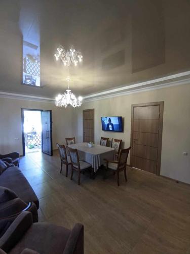 Fotografie z fotogalerie ubytování Natia's house v destinaci Tsikhisdziri