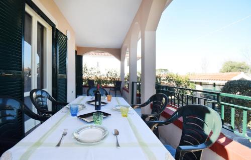 Μπαλκόνι ή βεράντα στο Stunning Home In Castel Volturno