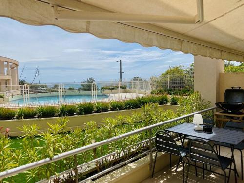 Azur 2 vue sublime clim, parking, terrasse