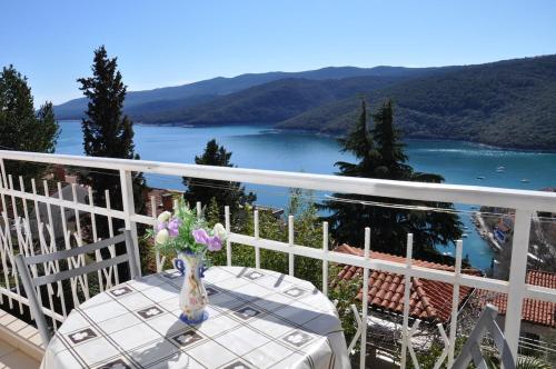 Pretty 1BDR app,great sea view,41