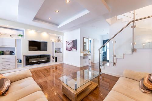 VB Camelia 5BR Villa w Pool