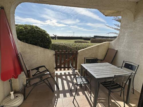 Appartement - place de parking - terrasse vue mer