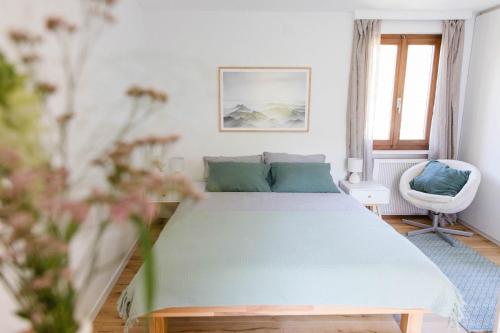 Ένα ή περισσότερα κρεβάτια σε δωμάτιο στο BnB Casa Bellavista Sant Abbondio 6577 Ranzo