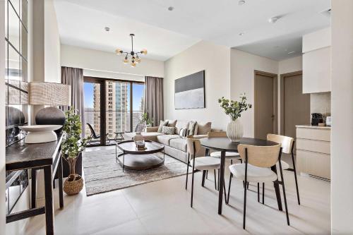 Posezení v ubytování Silkhaus sophisticated 1BDR in Downtown premium tower