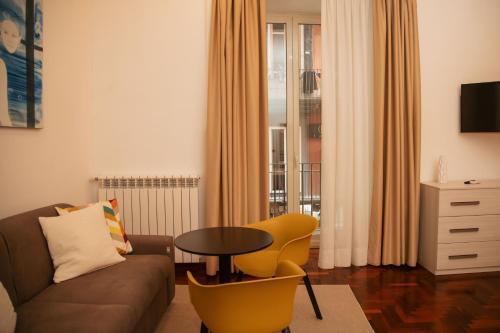 HELLO CHIAIA NAPOLI by Progecta srl