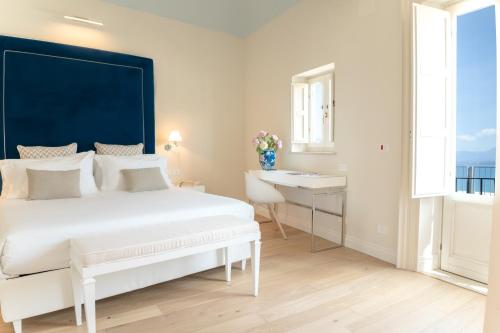 Superior Suite with Sea View