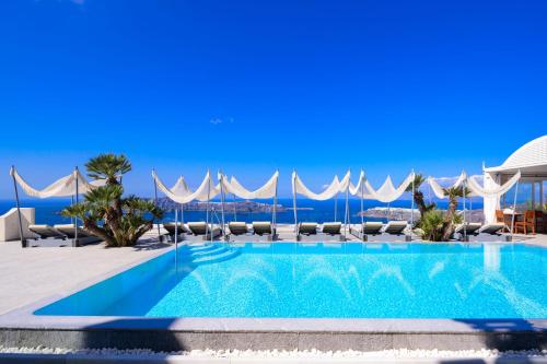 Bazén v ubytování Andromeda Villas & Spa Resort nebo v jeho okolí