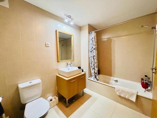 Ένα μπάνιο στο Casa Indico - Hacienda Riquelme Golf Resort