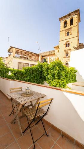 Carmen auténtico con encanto en Albaicín Granada con piscina y parking opcional