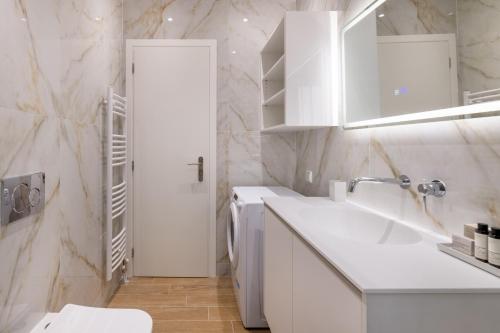 Luxe Living Residences in Marousi by UPSTREET