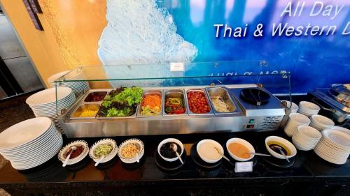 Makanan di atau berdekatan apartmen